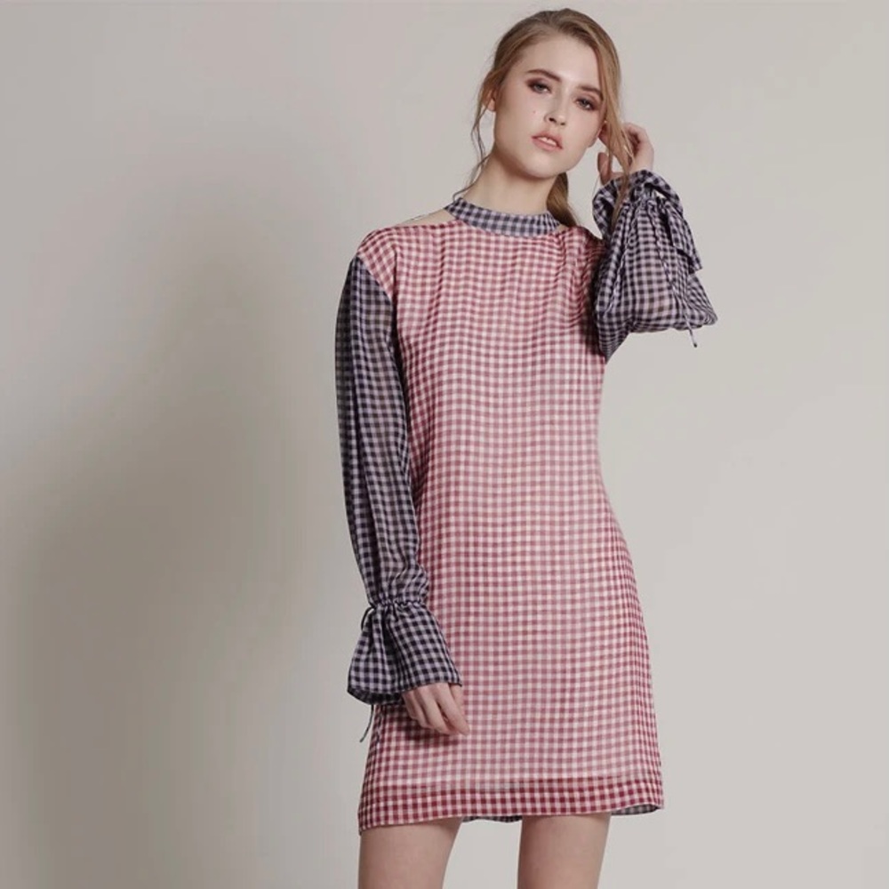 N12H  
MARION DRESS, GINGHAM‎